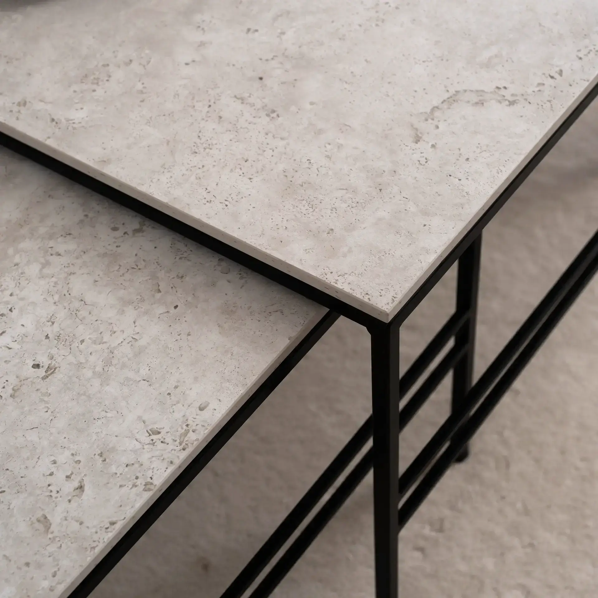 Coffee table Anton - Large set - Black Frame - Sabbia Dekton Top - Image 4