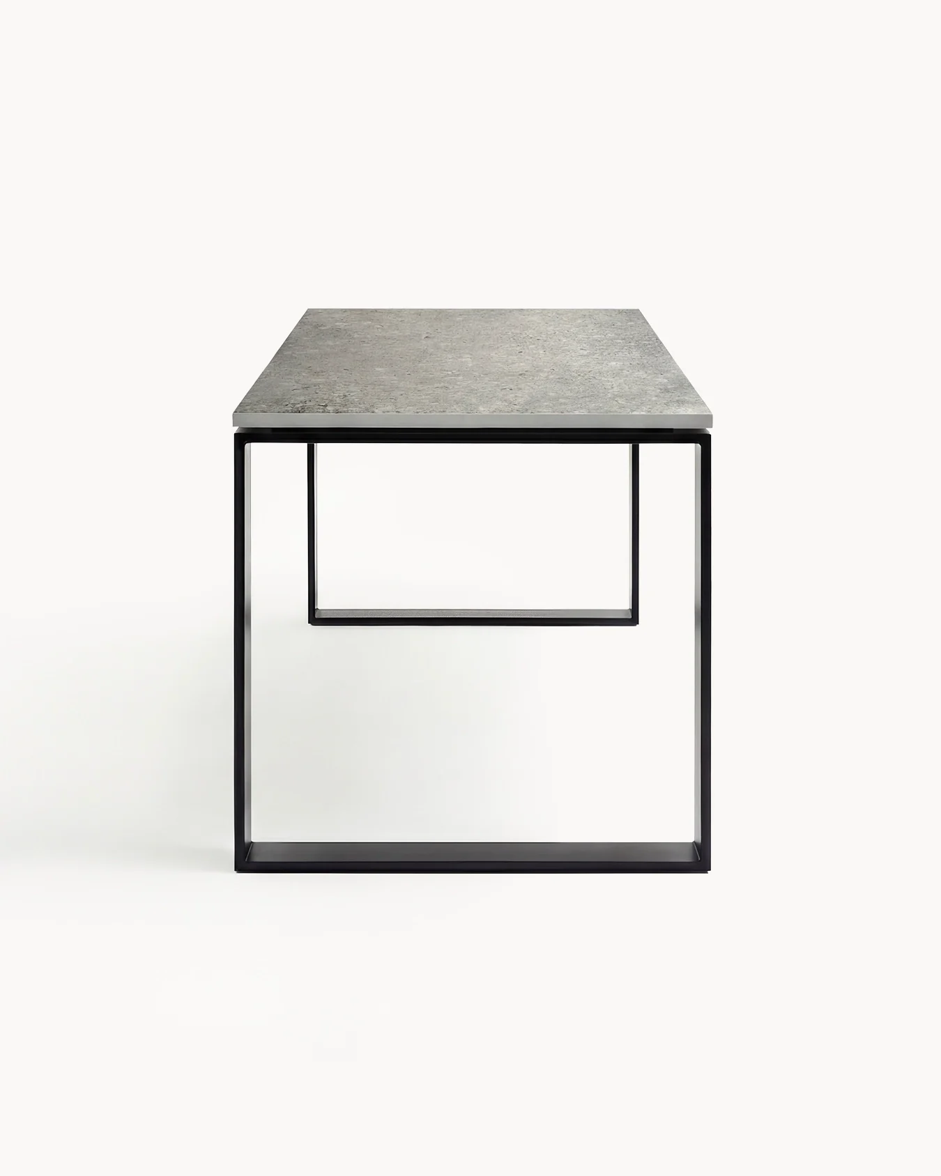 Dining Table Diana  - Black Frame - Grigio Dekton Top - Image 2