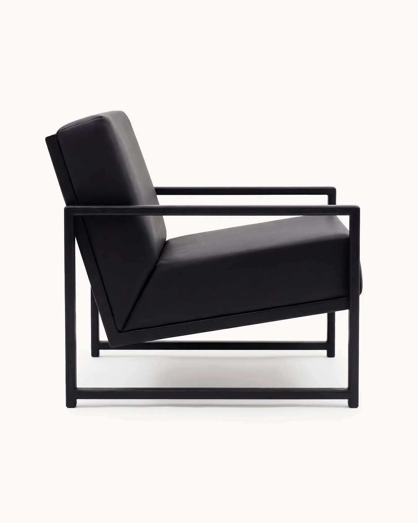 Armchair Einar – Black Oak Frame – Jade Black Leather Cushion - Image 5
