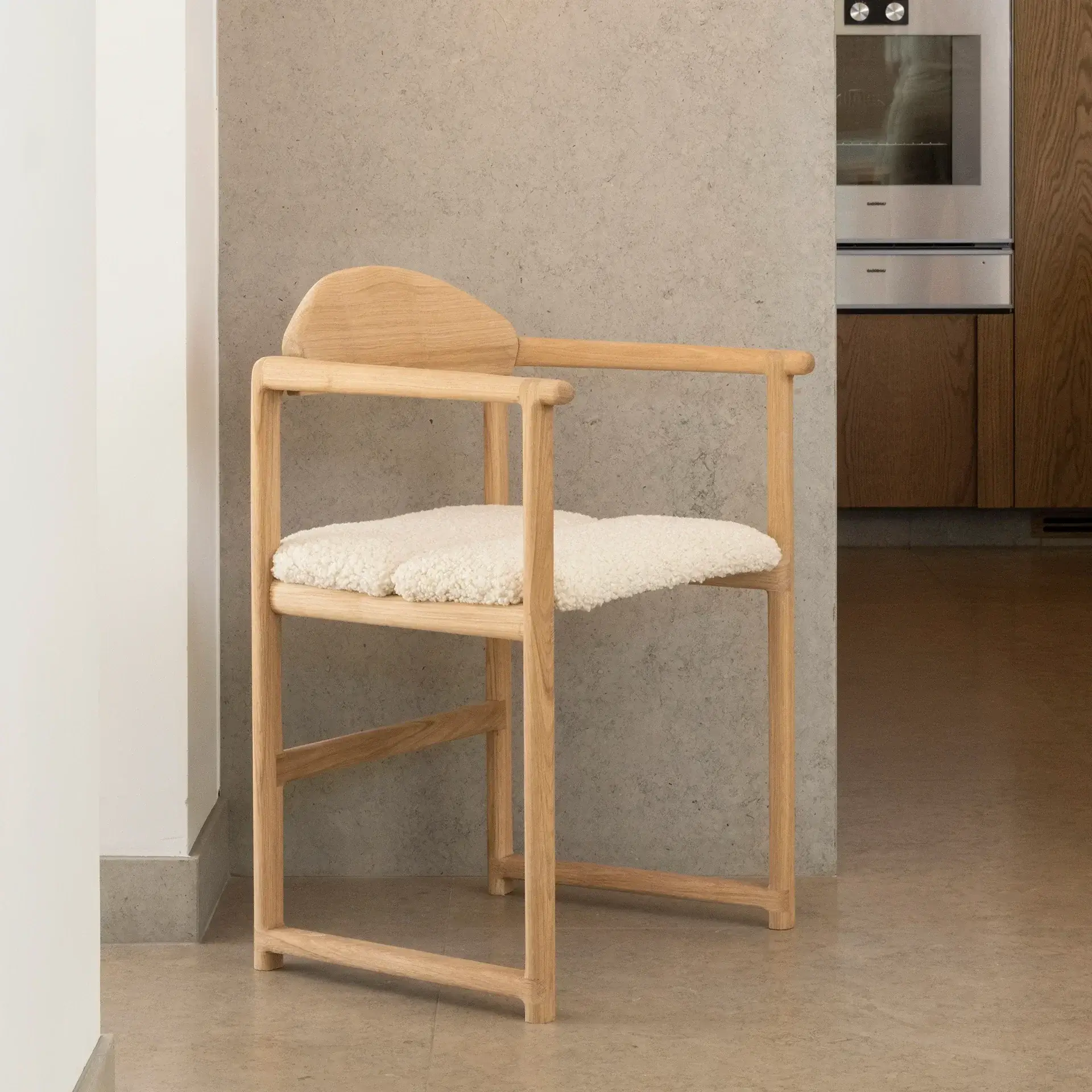 Dining chair Erik - Oak Wood Frame - Ivory bouclé Cushion - Image 5