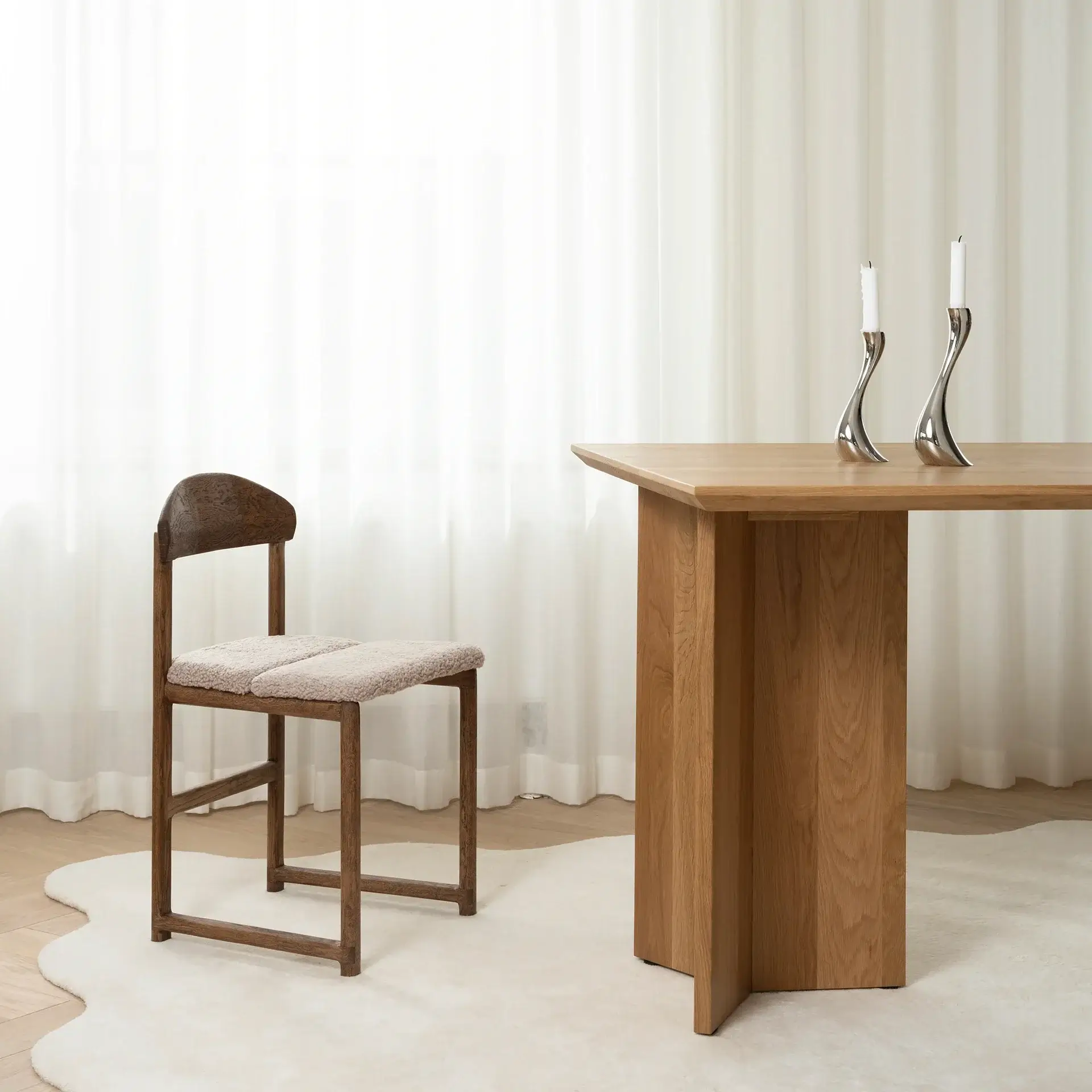 Dining chair Karin - Dark oak Wood Frame - Greige bouclé Cushion - Image 6