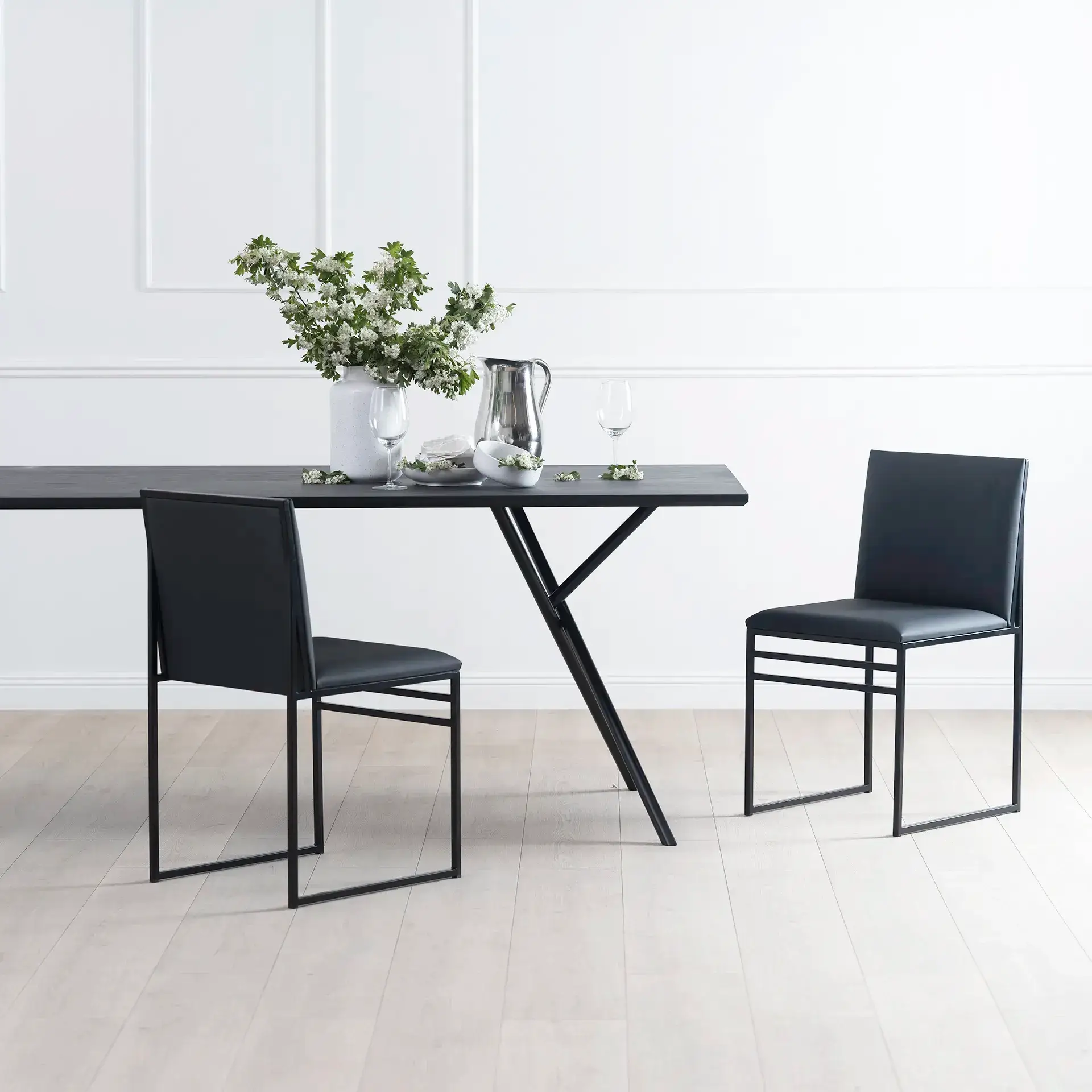 Dining table Melker - Black Frame - Black oak Wood Top - Image 2