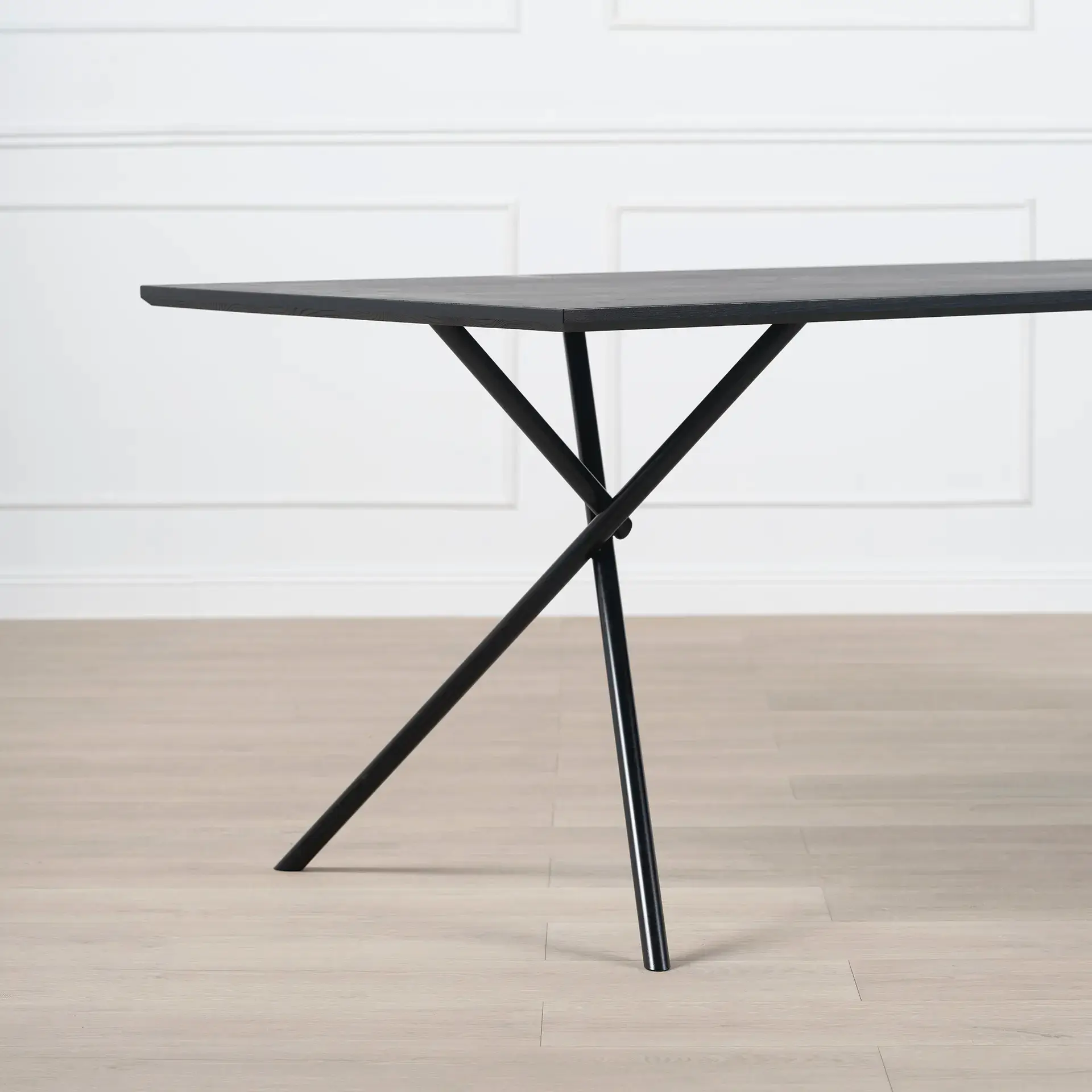 Dining table Melker - Black Frame - Black oak Wood Top - Image 4