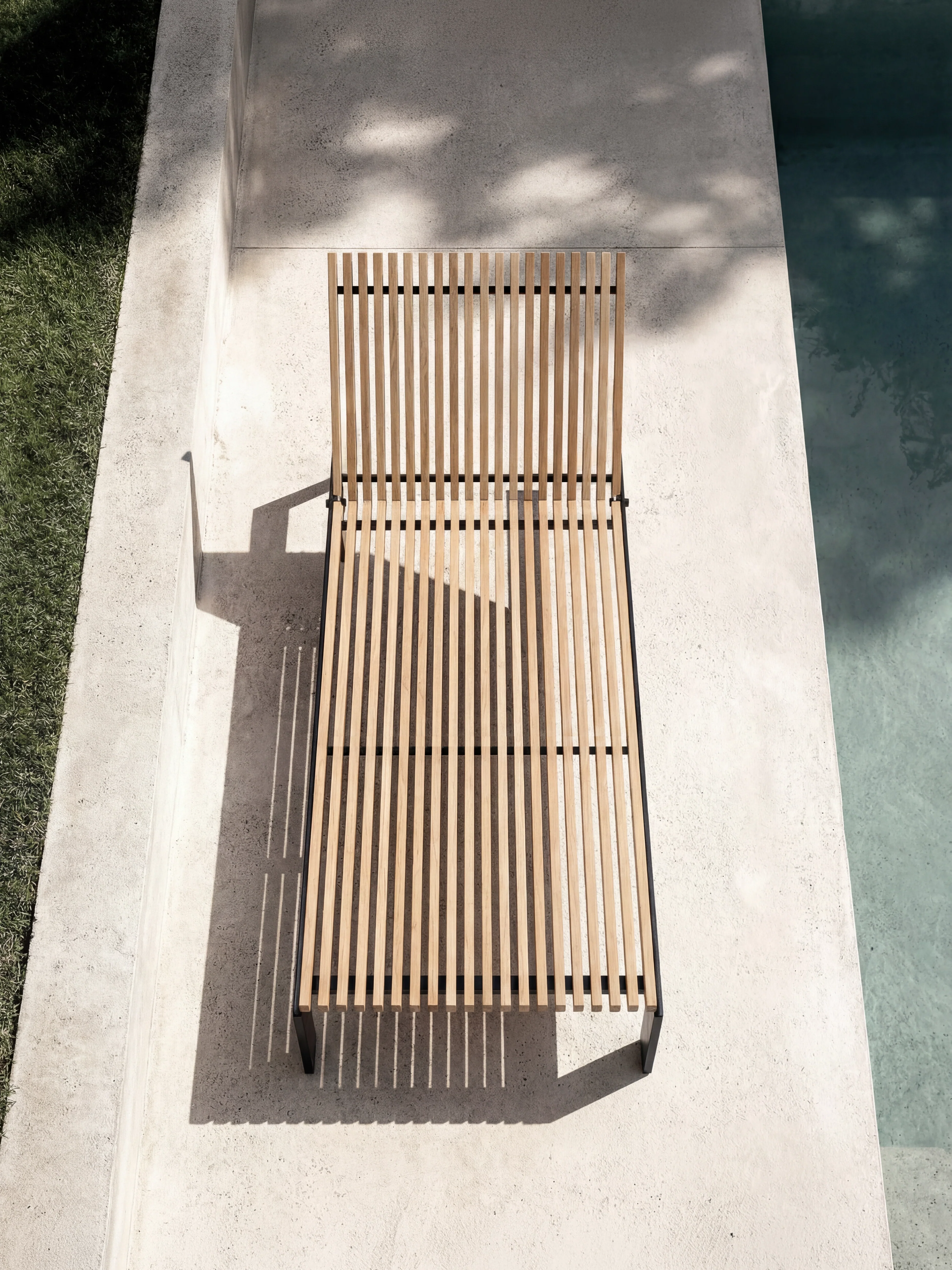 Sun Lounger Bazo – Black Frame & Teak - Image 3
