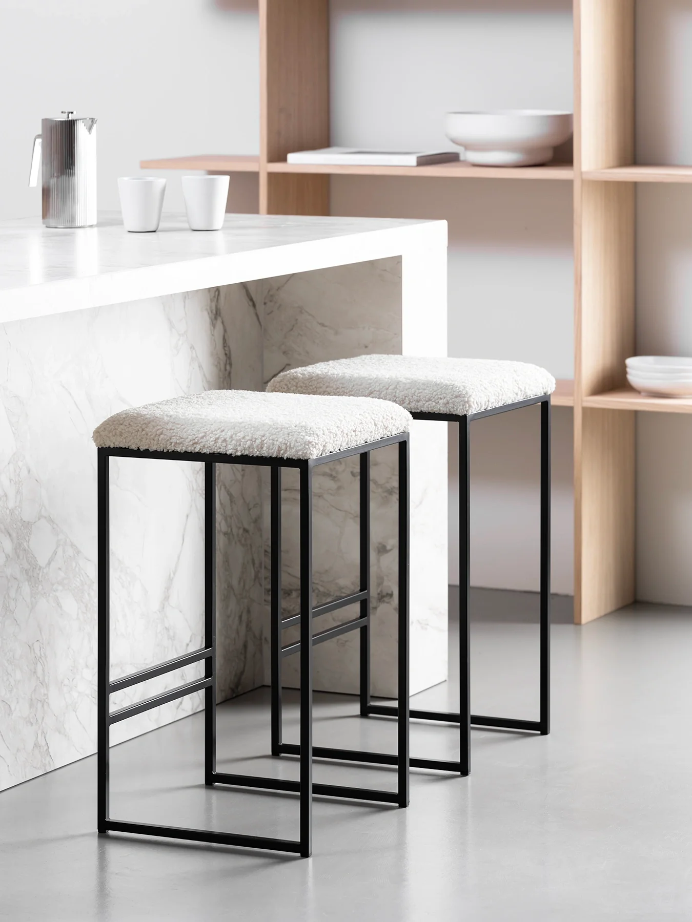 Bar Stool Svea – Black – Ivory Bouclé - Image 3