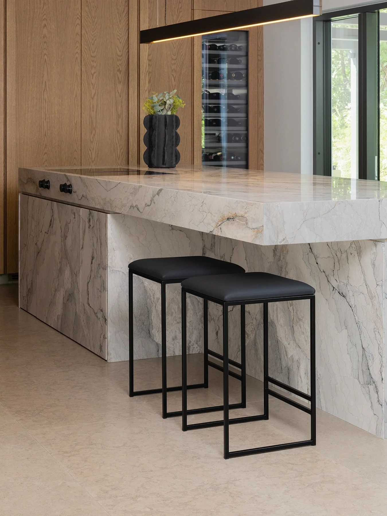 Bar Stool Svea – Black – Jade Black Leather - Image 4